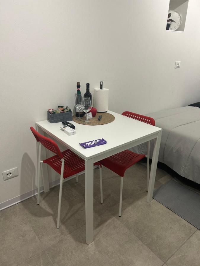 Appartamento Roma Парма Екстериор снимка
