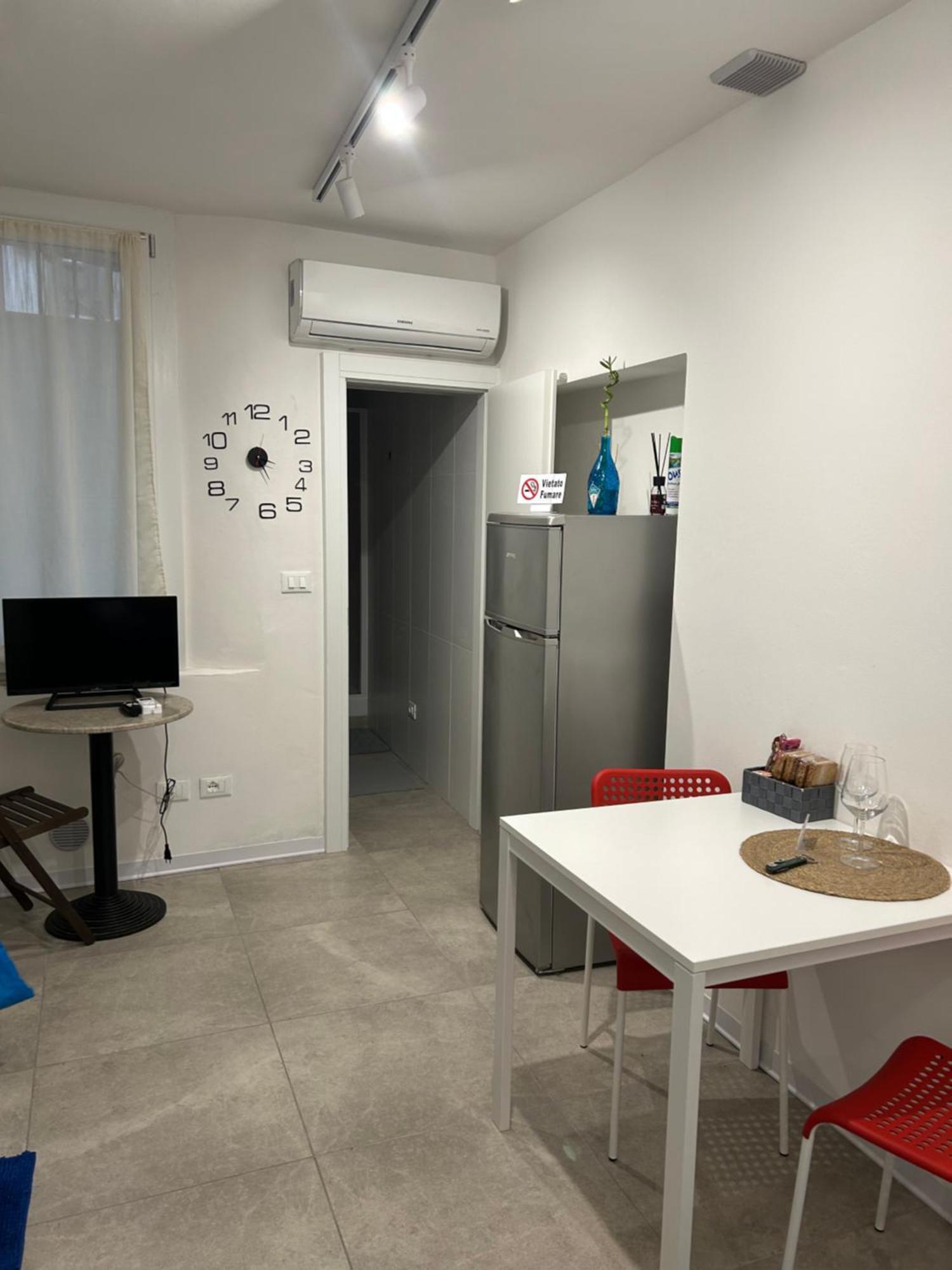 Appartamento Roma Парма Екстериор снимка